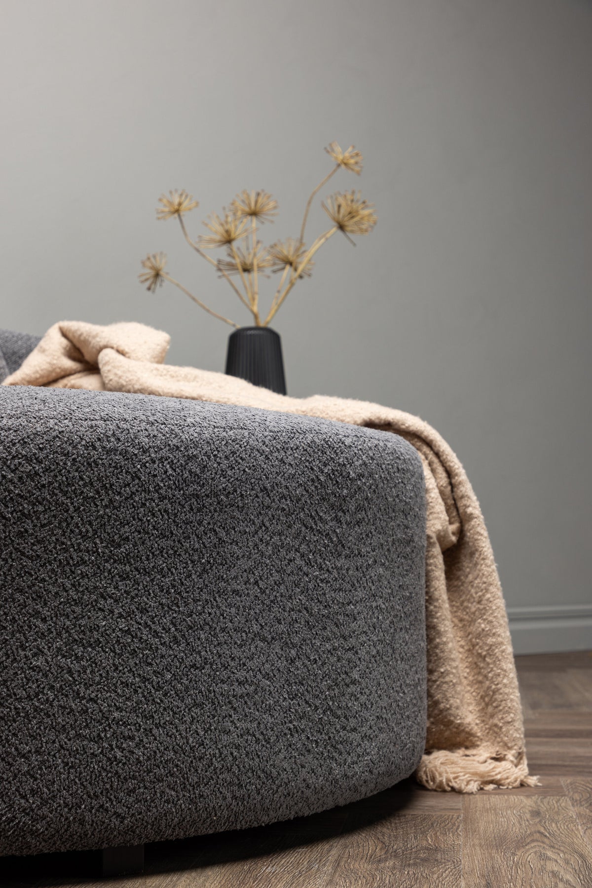 Kelso 2-sits soffor grå – stilbild