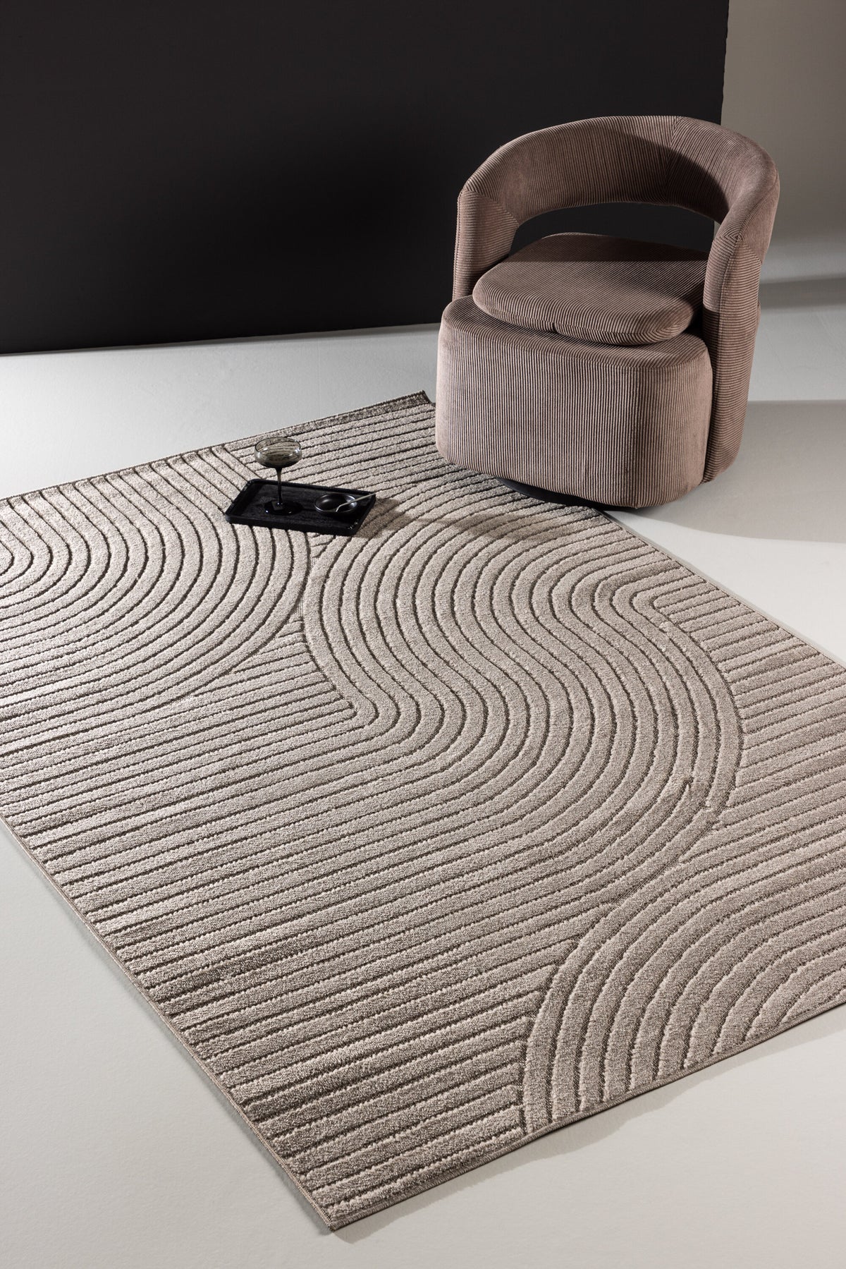 Vince matta 230 x 160 cm – livsstilsbild i hemmiljö