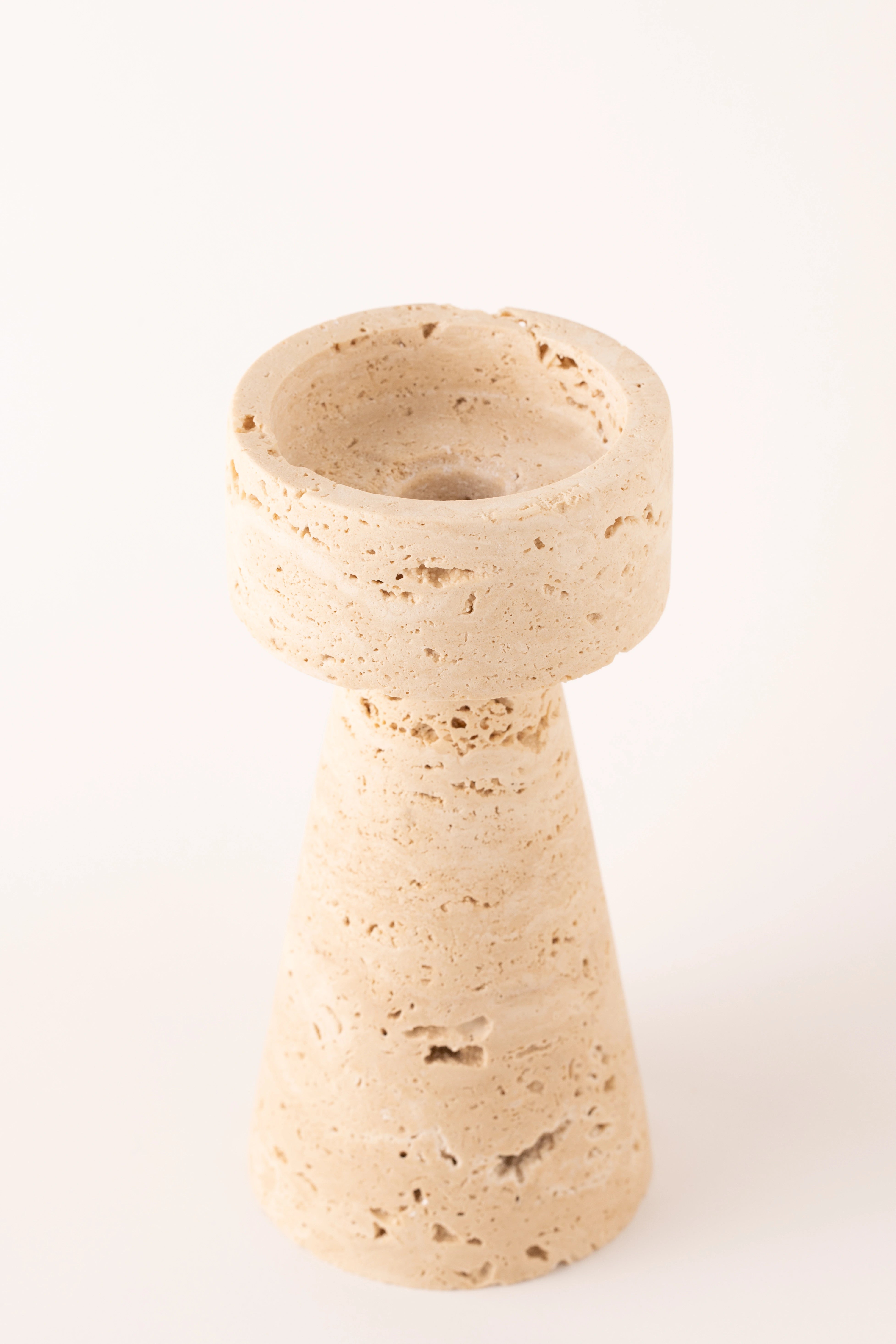 Colonna Travertin Ljusstake - Folkart.se
