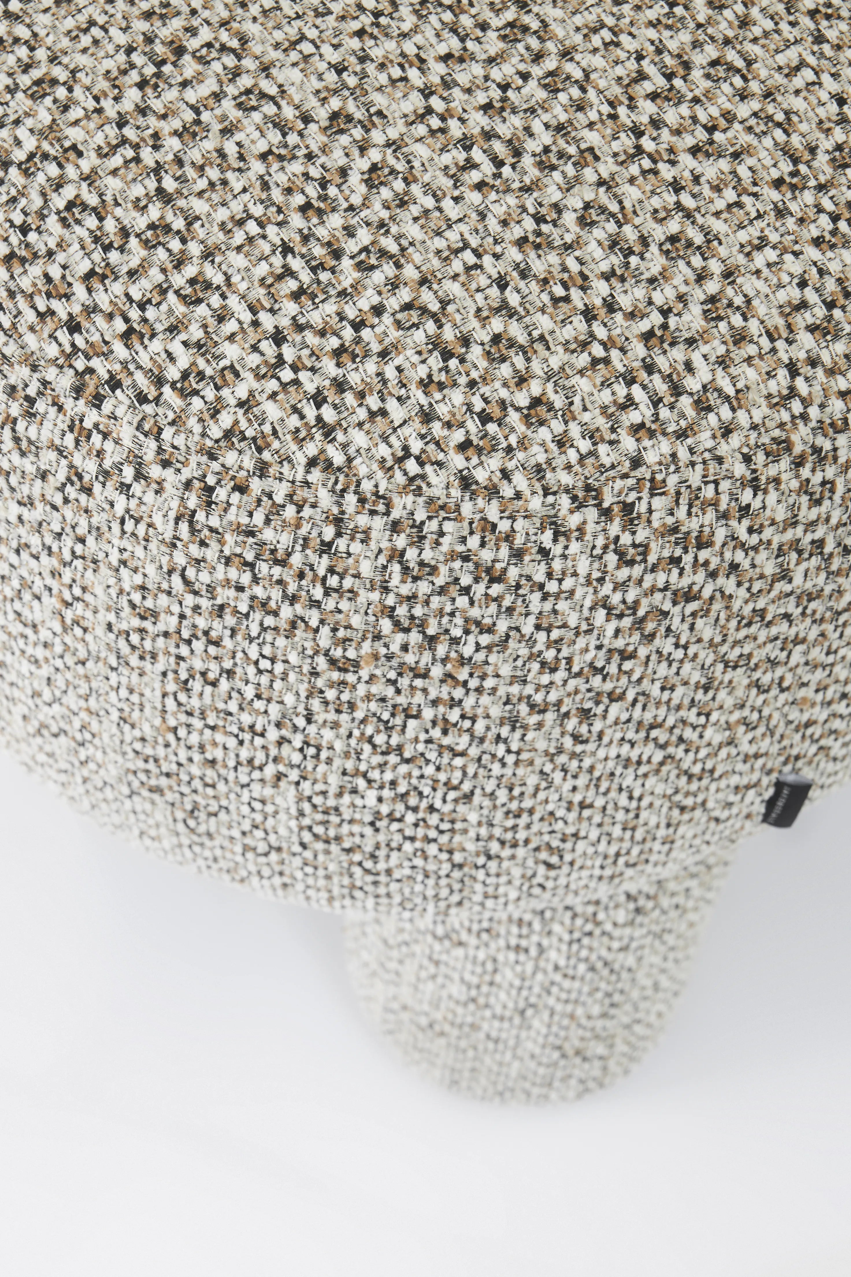 Quinn L Sittpuff - folkart.se