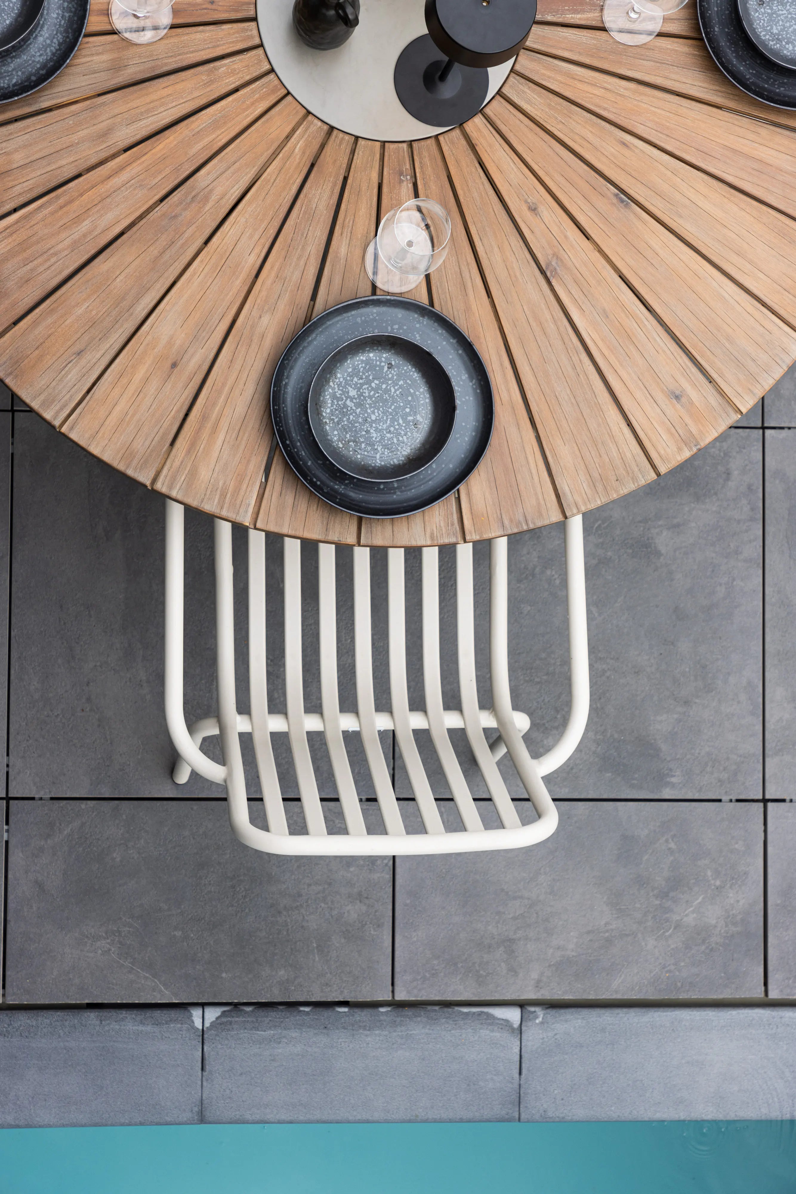 Rosario Runt bord, utomhus