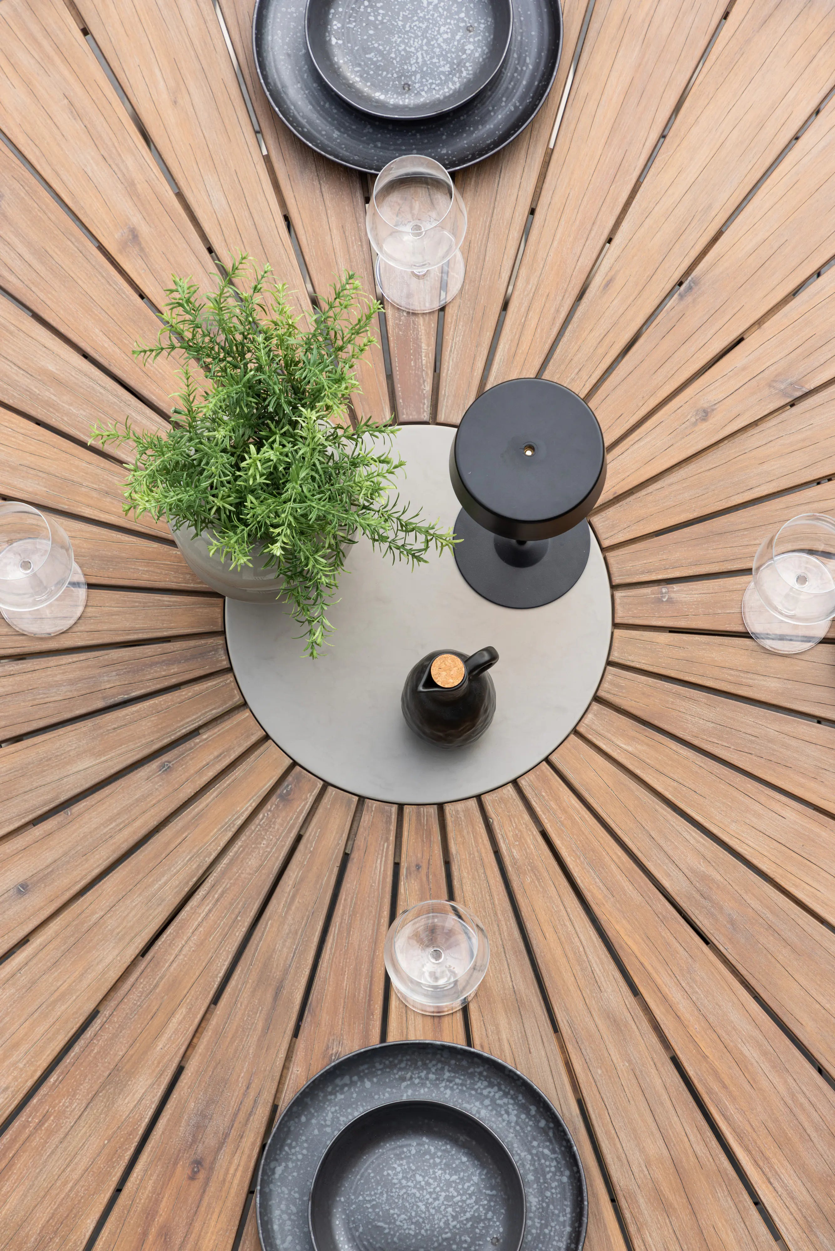 Rosario Runt bord, utomhus