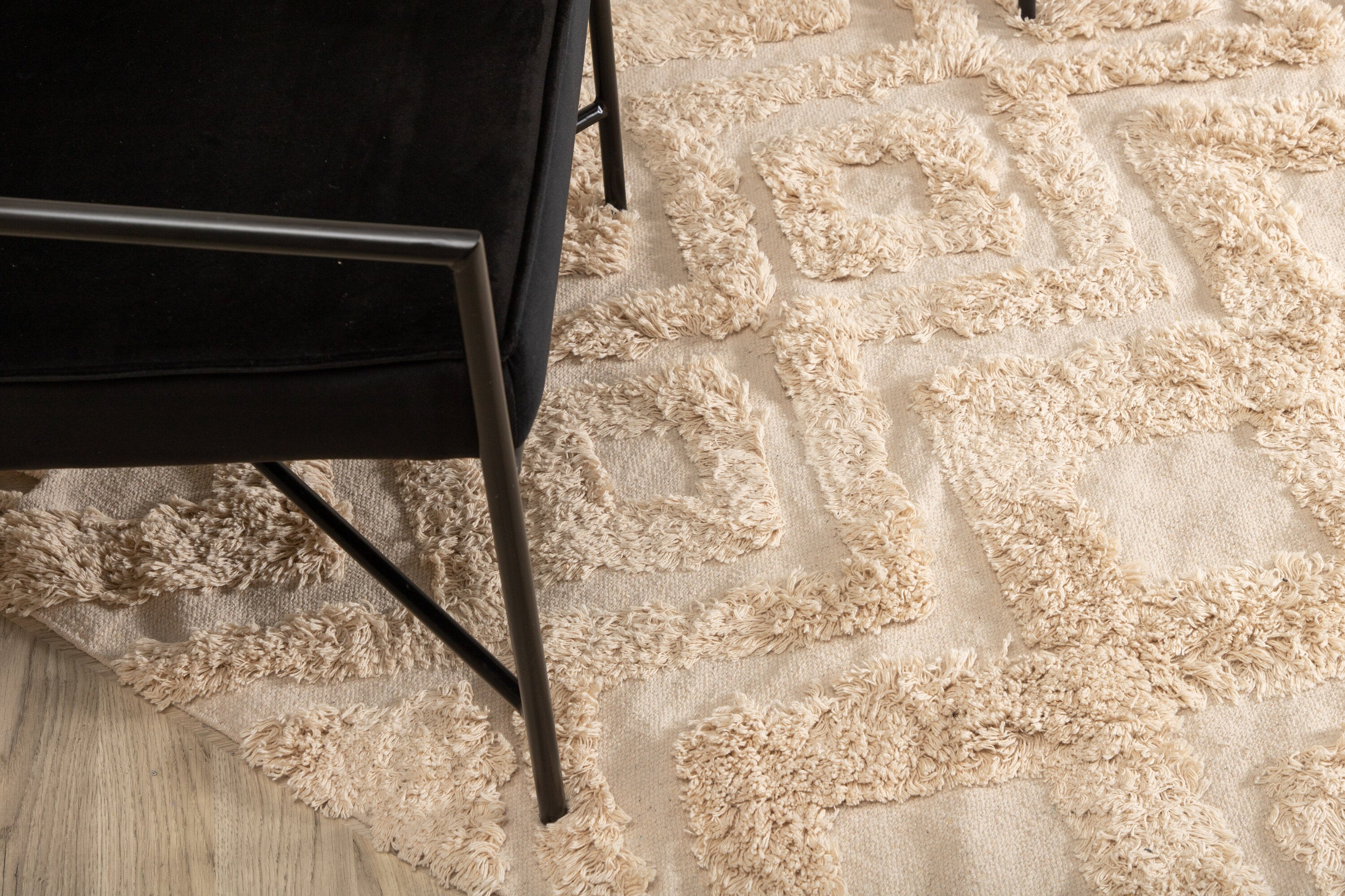 Hilma Rektangulära Mattor 230 x 160 Beige