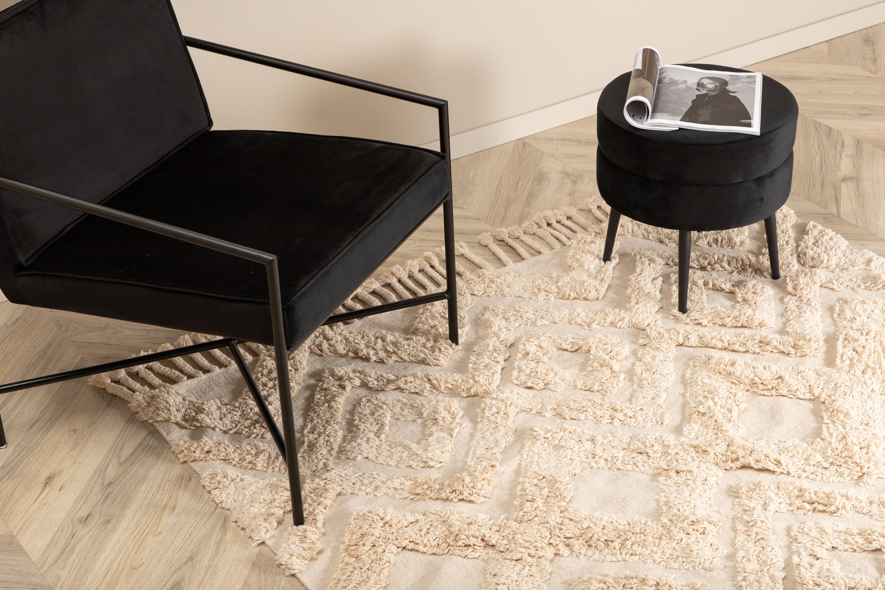 Hilma Rektangulära Mattor 230 x 160 Beige