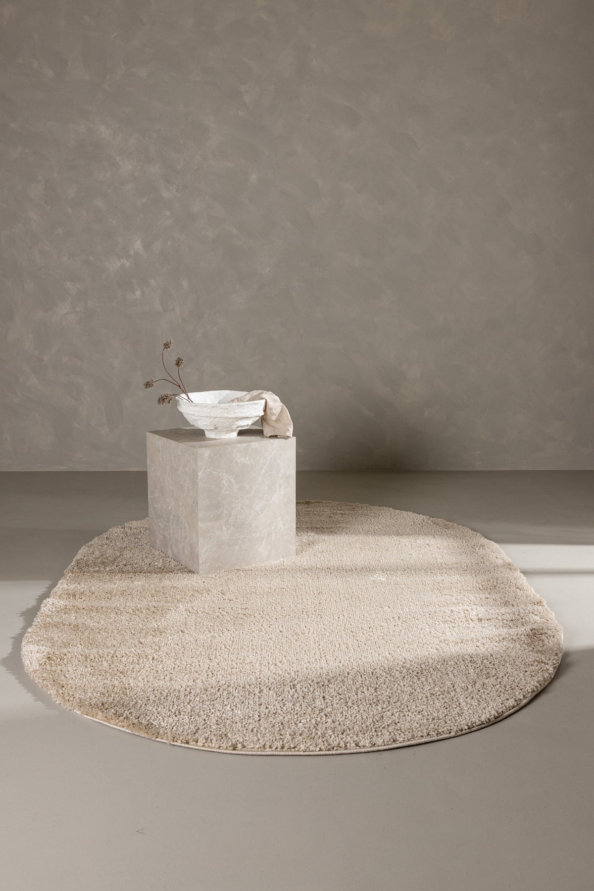 Walter polyestermatta 340 x 240 cm – livsstilsbild i hemmiljö