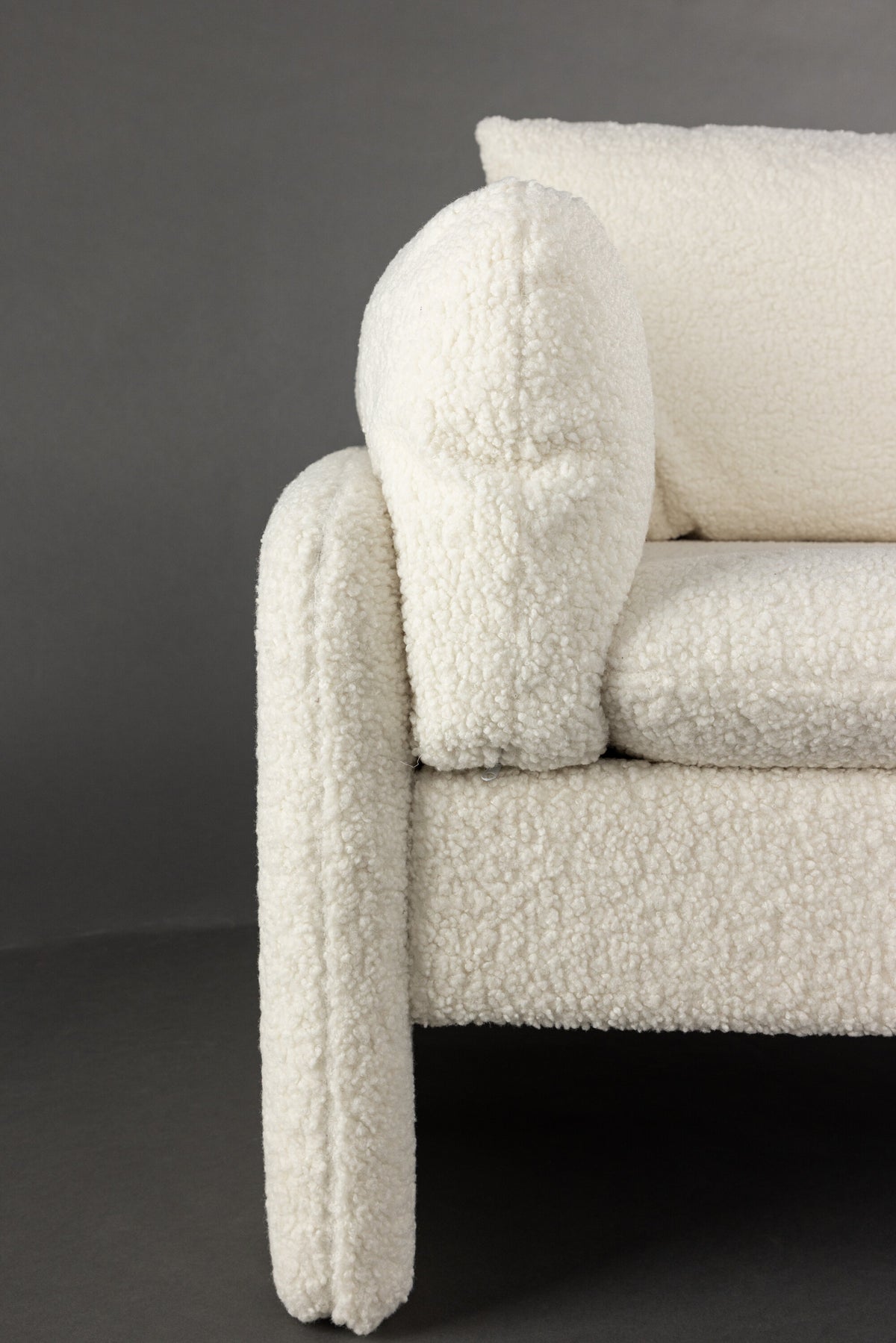 Vindel 2-sits soffor vit – stilbild