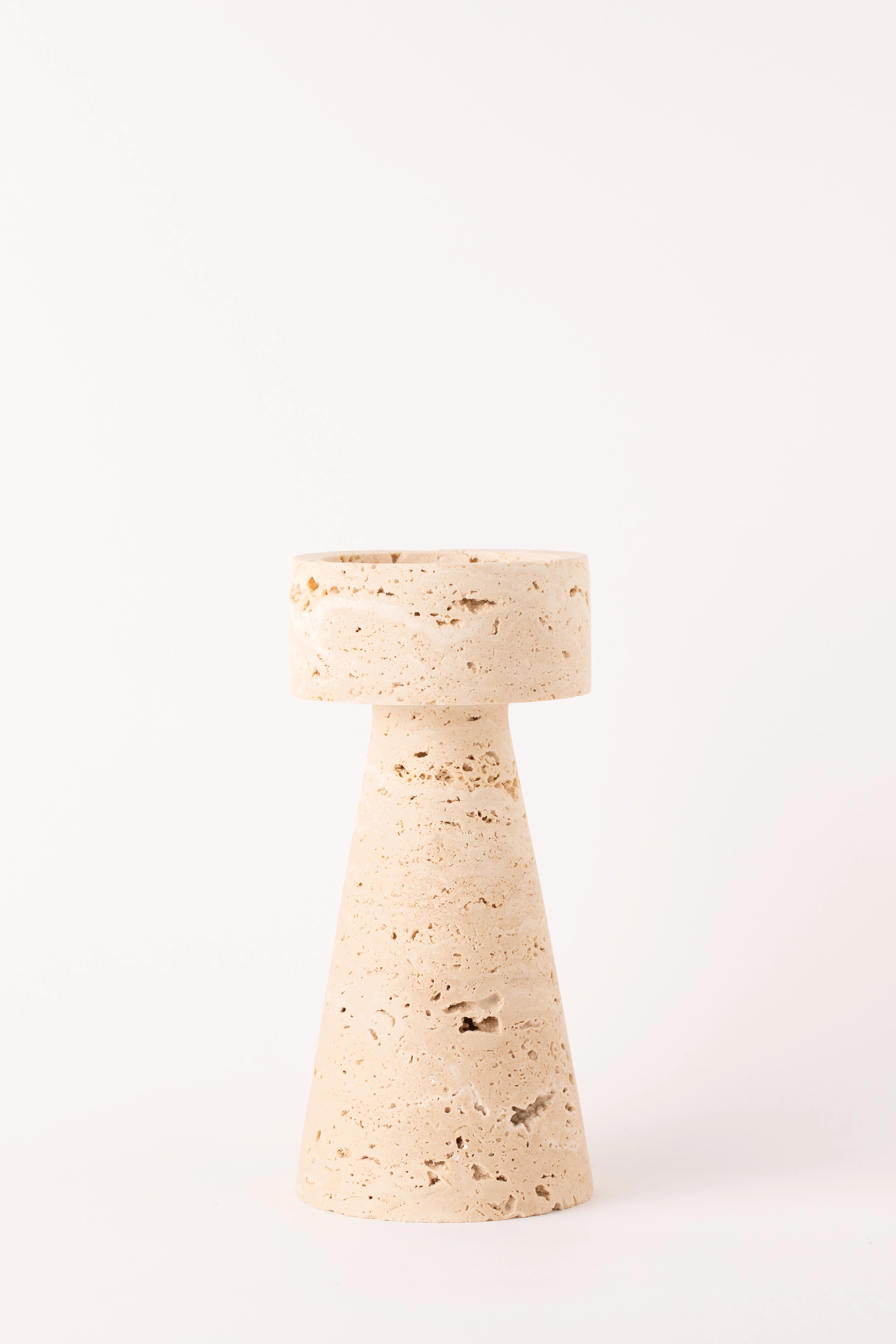 Colonna Travertin Ljusstake - Folkart.se