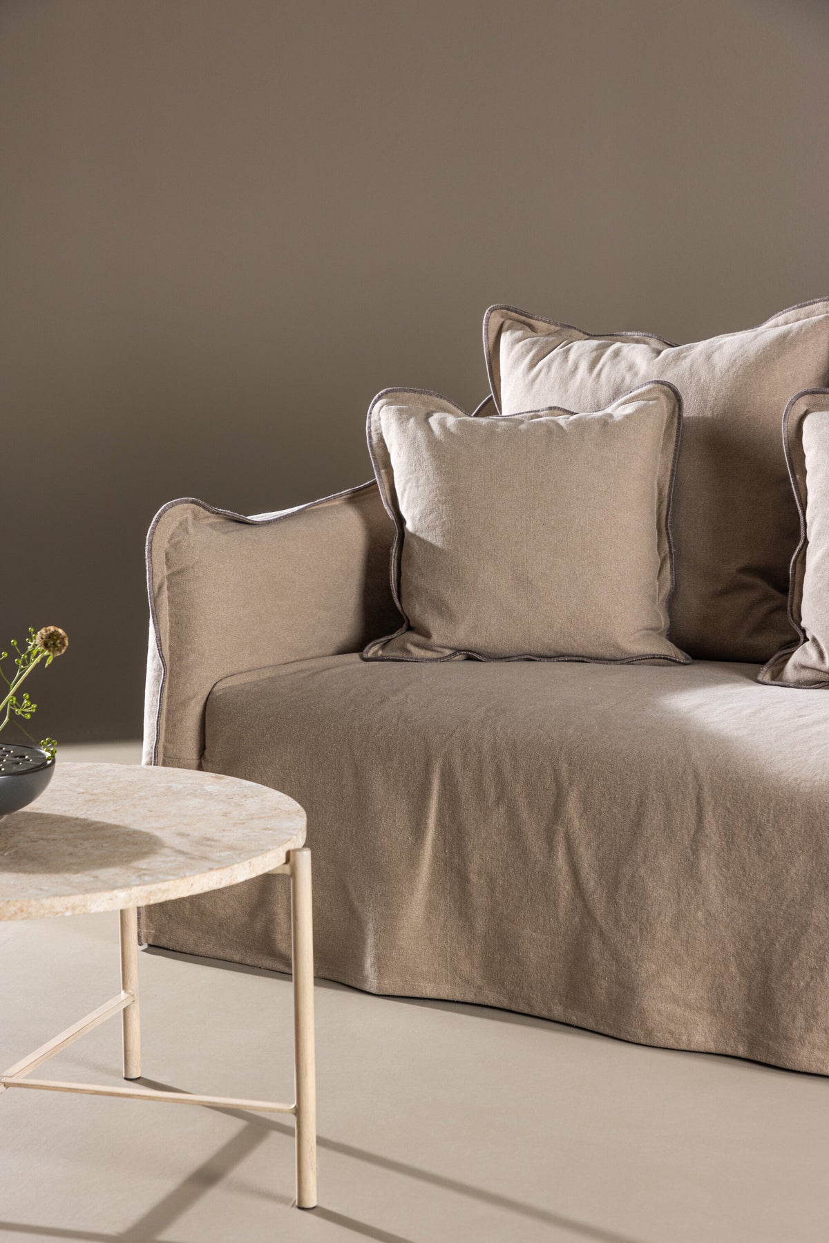 Oskarshamn 3-sits soffor brun – stilbild